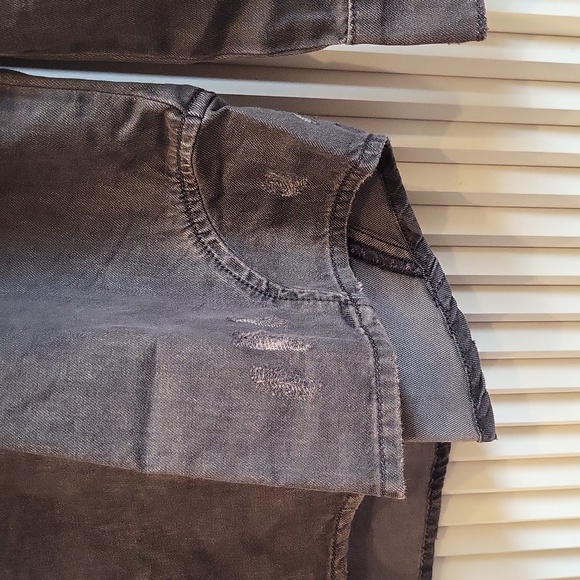 One Teaspoon Pull Over Distressed Denim Shirt - Picture 5 of 7